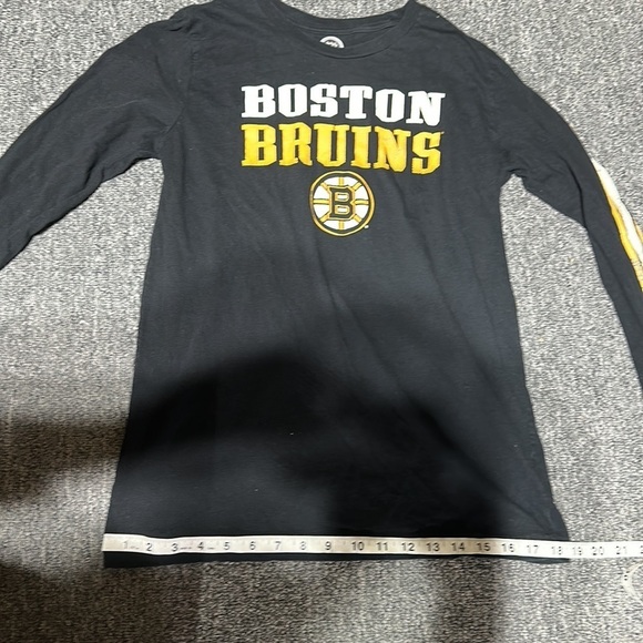 Boston Bruins long sleeve shirt - Picture 7 of 11